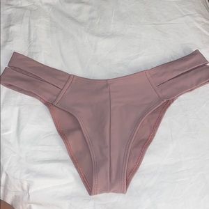 Montce additional coverage euro bottoms